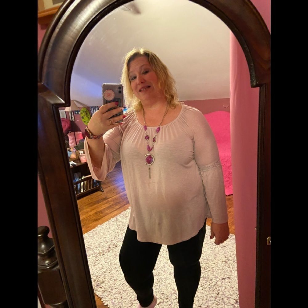 Tru Self pink top with necklace 2X long sleeve